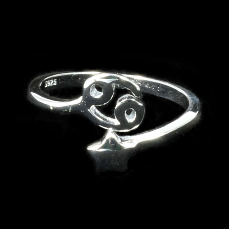 Cancer Zodiac Ring - Sterling Silver