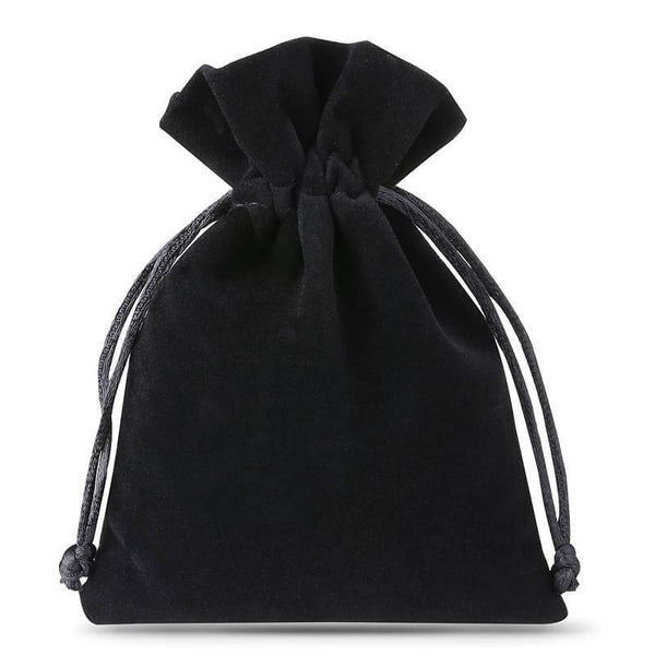 Medium Black Velvet Bag (10x13cm)